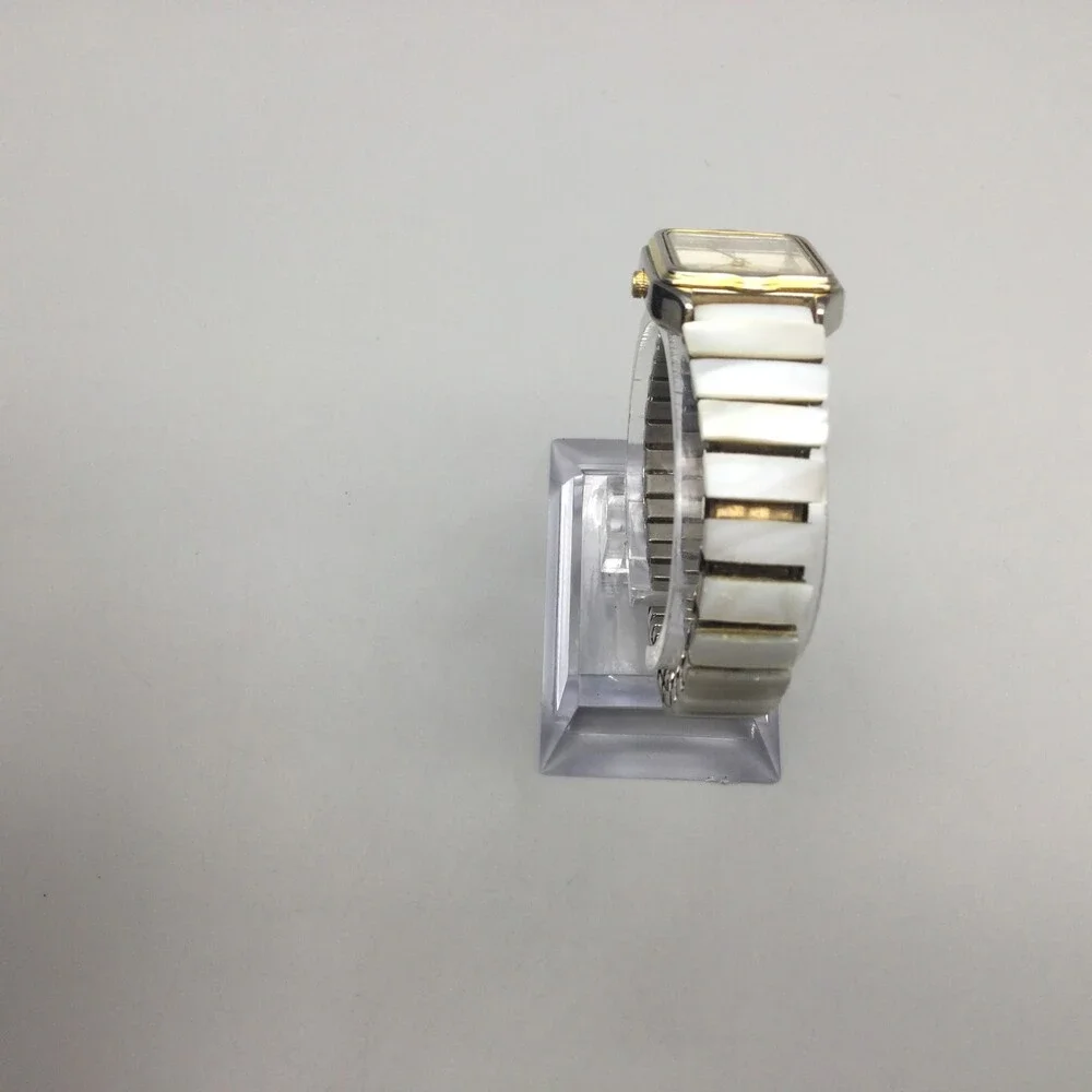 Vintage Gemtime Quartz Watch Womens 21mm Silver Gold Tone MOP Dial New Battery - Picture 7 of 14